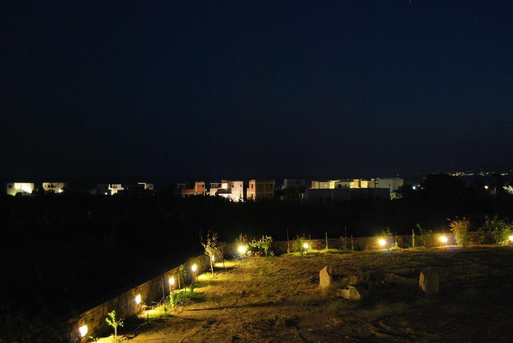 Amfitriti'S Apartment Naxos City Δωμάτιο φωτογραφία